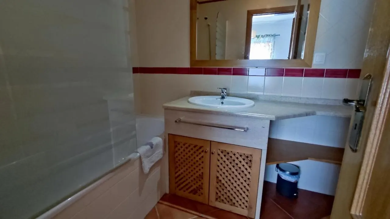 T-3 1Arcos - Casas & Papeis Apartamento Armação de Pêra 0*,